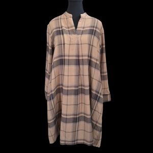 Uniqlo Plaid Midi Dress in Tan and Black Size Small